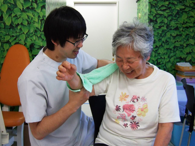 助川接骨院　治療風景